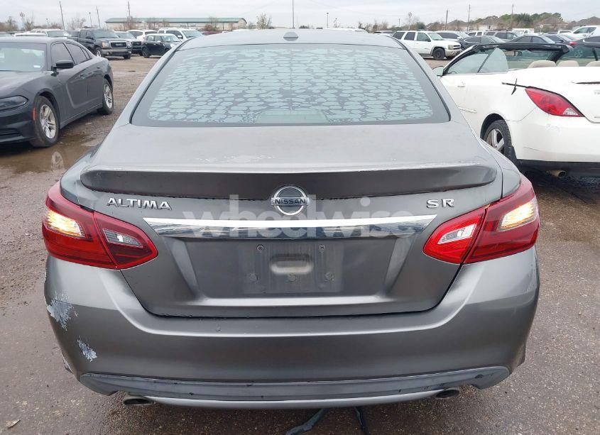 Photo 16 of 2018 Nissan Altima 2.5 SR (VIN 1N4AL3AP7JC184397)
