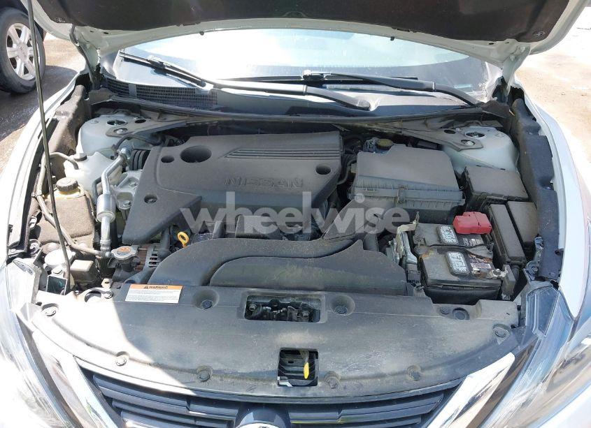 Photo 10 of 2018 Nissan Altima 2.5 SL (VIN 1N4AL3AP7JC190670)