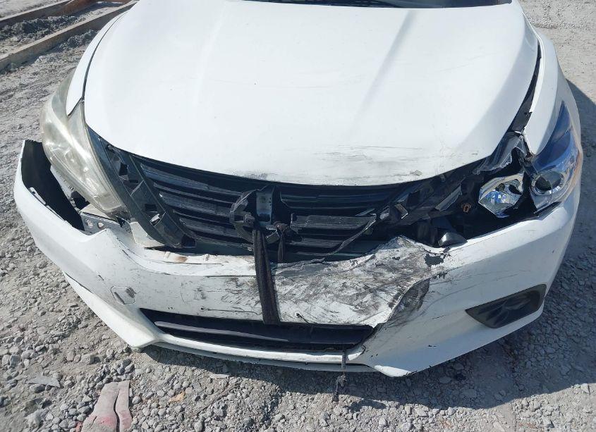 Photo 6 of 2018 Nissan Altima 2.5 SV (VIN 1N4AL3AP7JC192712)