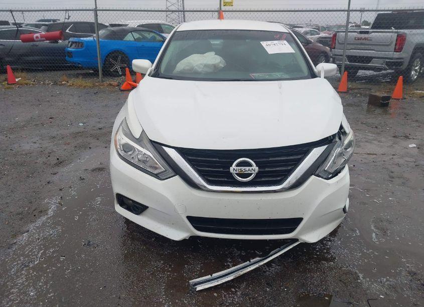 Photo 18 of 2018 Nissan Altima 2.5 SV (VIN 1N4AL3AP7JC196078)
