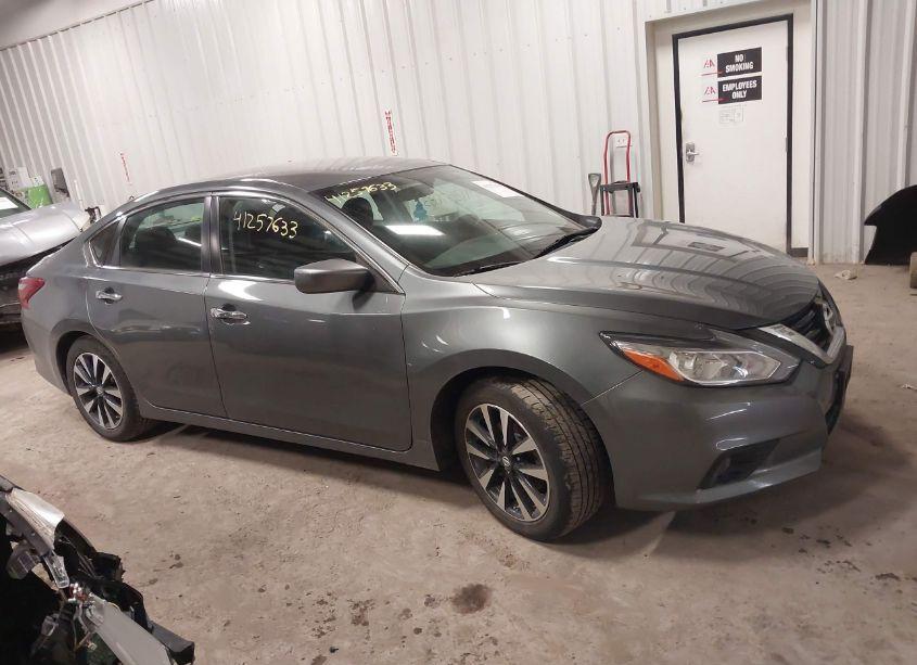 Photo 13 of 2018 Nissan Altima 2.5 SV (VIN 1N4AL3AP7JC207421)