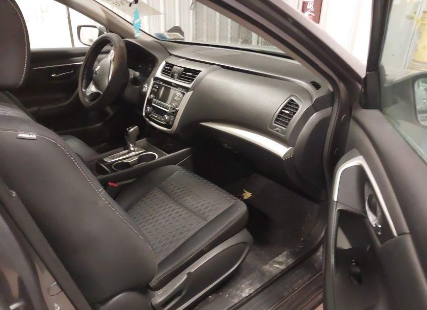 Photo 5 of 2018 Nissan Altima 2.5 SV (VIN 1N4AL3AP7JC207421)
