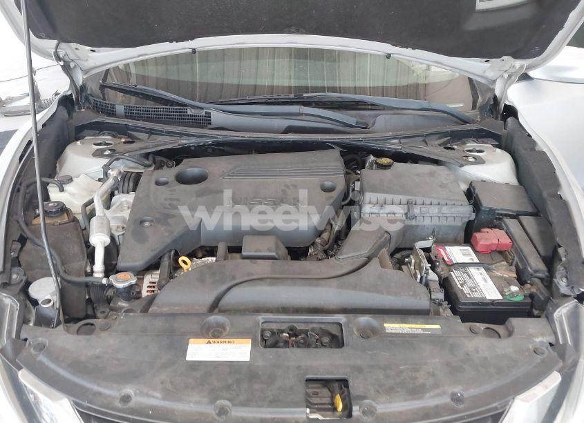 Photo 10 of 2018 Nissan Altima 2.5 S (VIN 1N4AL3AP7JC211033)