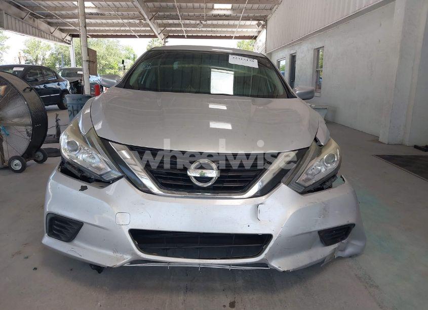 Photo 13 of 2018 Nissan Altima 2.5 S (VIN 1N4AL3AP7JC211033)