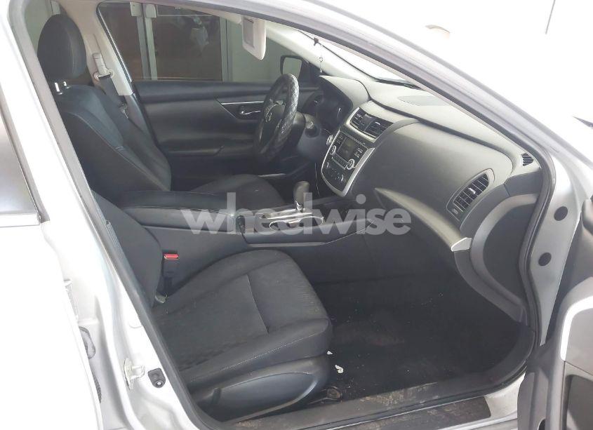 Photo 5 of 2018 Nissan Altima 2.5 S (VIN 1N4AL3AP7JC211033)