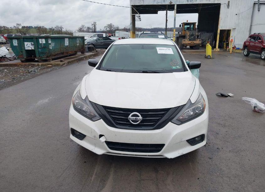 Photo 12 of 2018 Nissan Altima 2.5 SR (VIN 1N4AL3AP7JC211257)