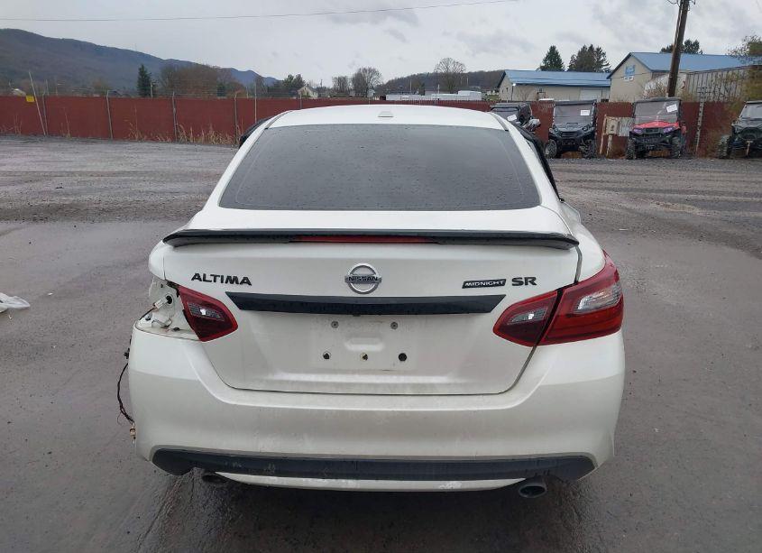 Photo 16 of 2018 Nissan Altima 2.5 SR (VIN 1N4AL3AP7JC211257)
