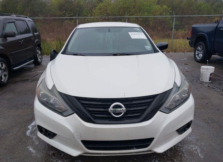 Photo 12 of 2018 Nissan Altima 2.5 SR (VIN 1N4AL3AP7JC222405)