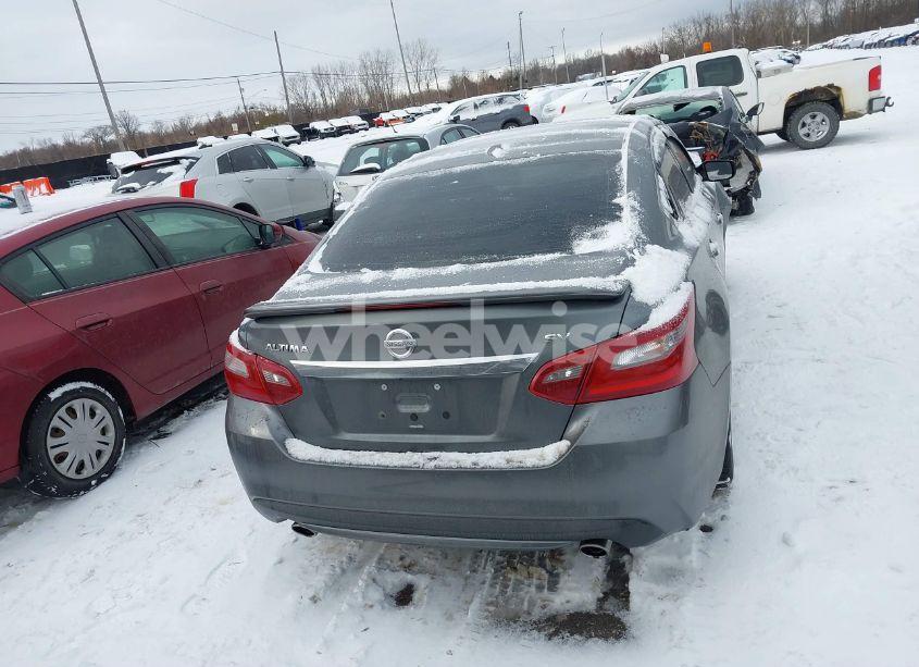 Photo 16 of 2018 Nissan Altima 2.5 SV (VIN 1N4AL3AP7JC223554)