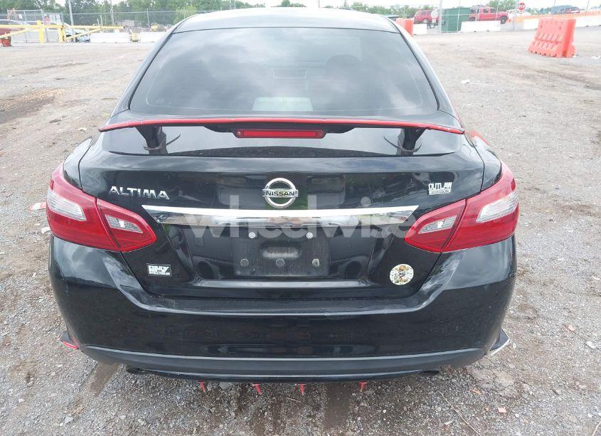 Photo 16 of 2018 Nissan Altima 2.5 S (VIN 1N4AL3AP7JC225384)