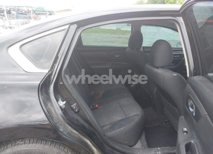 Photo 8 of 2018 Nissan Altima 2.5 S (VIN 1N4AL3AP7JC225384)