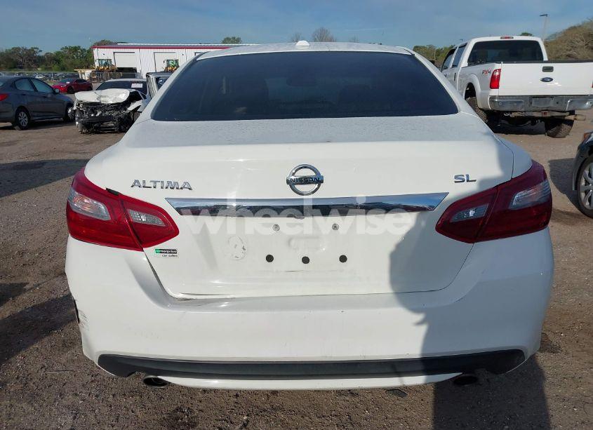 Photo 16 of 2018 Nissan Altima 2.5 SL (VIN 1N4AL3AP7JC235011)