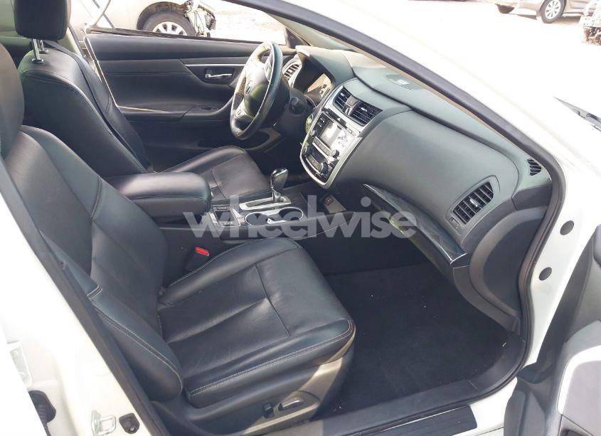 Photo 5 of 2018 Nissan Altima 2.5 SL (VIN 1N4AL3AP7JC235011)