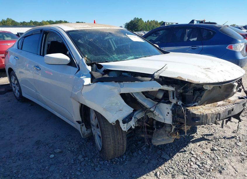 2018 Nissan Altima 2.5 S (VIN 1N4AL3AP7JC237230) main photo