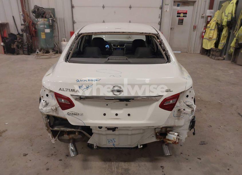 Photo 16 of 2018 Nissan Altima 2.5 SL (VIN 1N4AL3AP7JC239057)