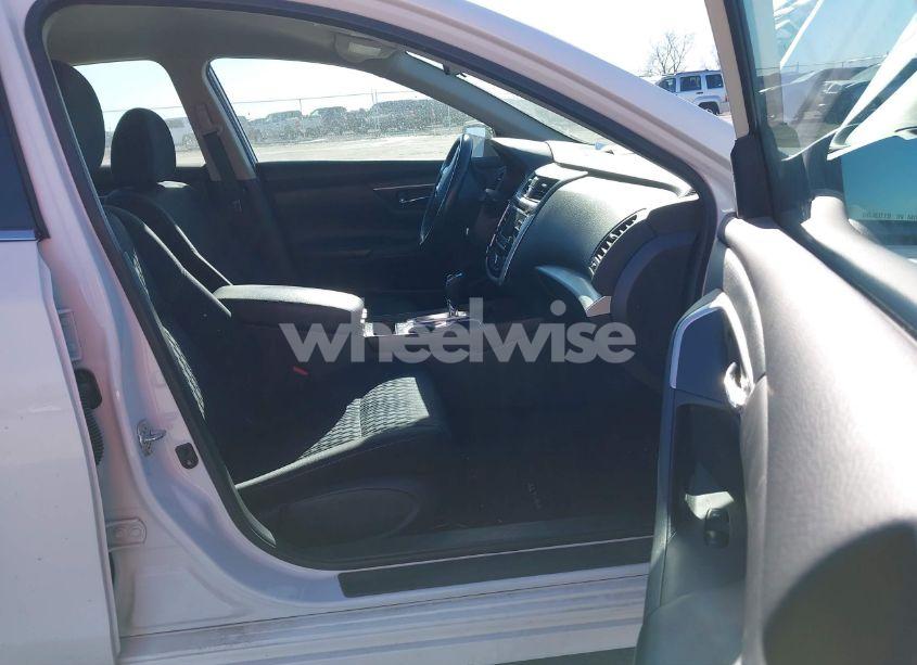 Photo 5 of 2018 Nissan Altima 2.5 SV (VIN 1N4AL3AP7JC250527)