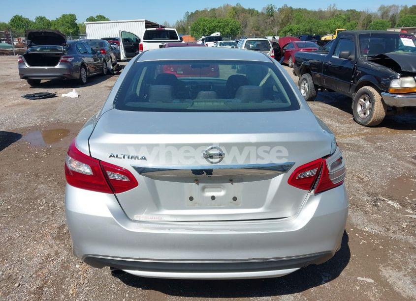 Photo 16 of 2018 Nissan Altima 2.5 S (VIN 1N4AL3AP7JC250933)
