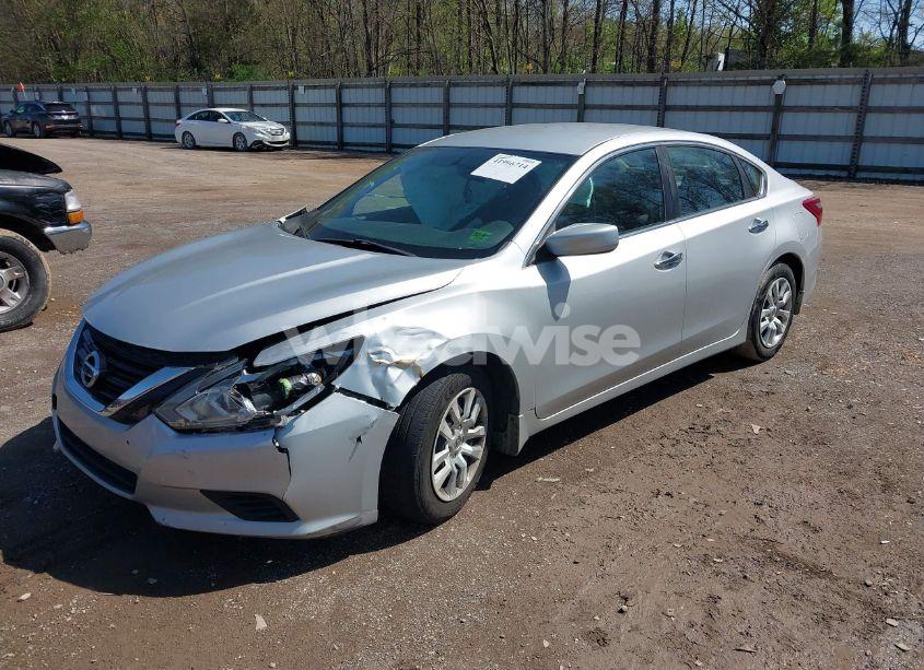 Photo 2 of 2018 Nissan Altima 2.5 S (VIN 1N4AL3AP7JC250933)