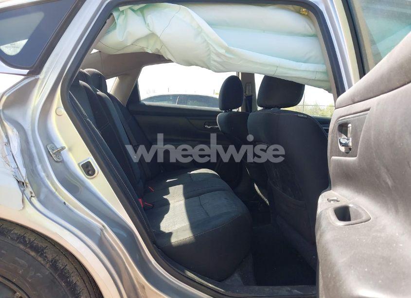 Photo 8 of 2018 Nissan Altima 2.5 S (VIN 1N4AL3AP7JC250933)