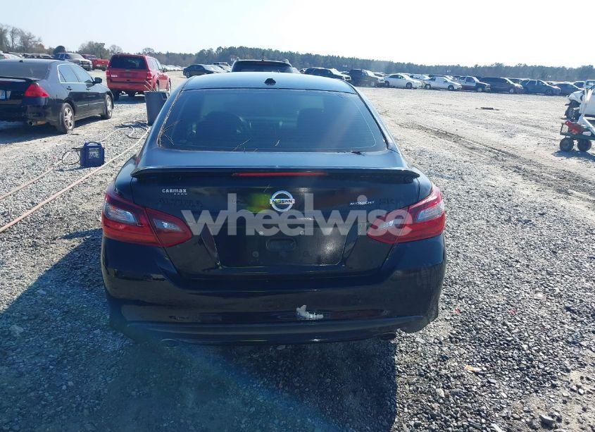 Photo 16 of 2018 Nissan Altima 2.5 SR (VIN 1N4AL3AP7JC253251)