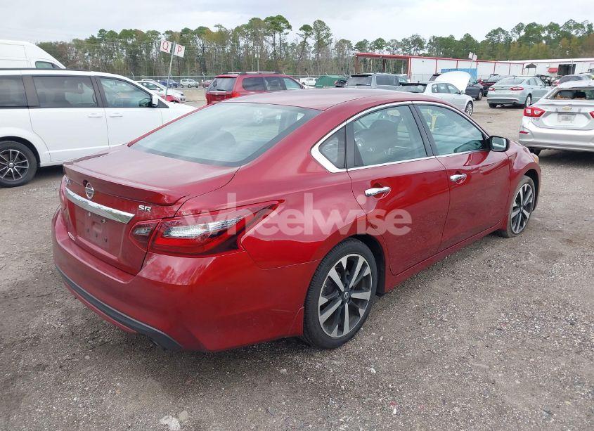 Photo 4 of 2018 Nissan Altima 2.5 SR (VIN 1N4AL3AP7JC265335)
