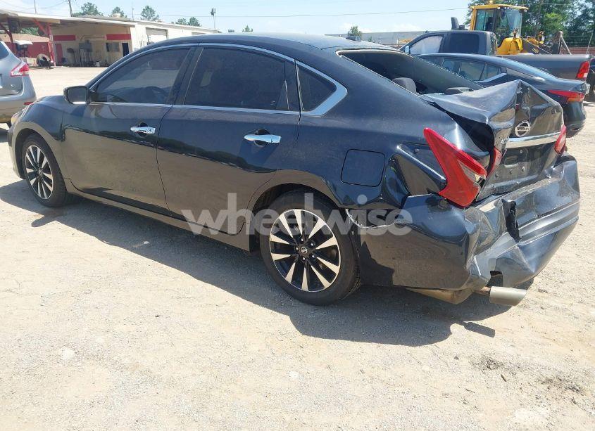 Photo 3 of 2018 Nissan Altima 2.5 SV (VIN 1N4AL3AP7JC275802)