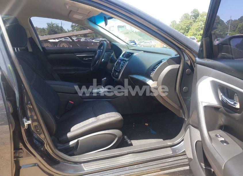 Photo 5 of 2018 Nissan Altima 2.5 SV (VIN 1N4AL3AP7JC275802)