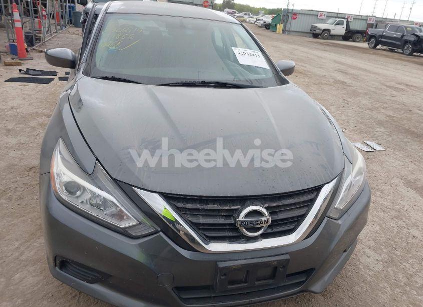 Photo 11 of 2018 Nissan Altima 2.5 S (VIN 1N4AL3AP7JC294866)