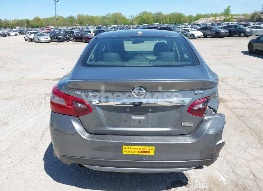 Photo 16 of 2018 Nissan Altima 2.5 SR (VIN 1N4AL3AP7JC296813)