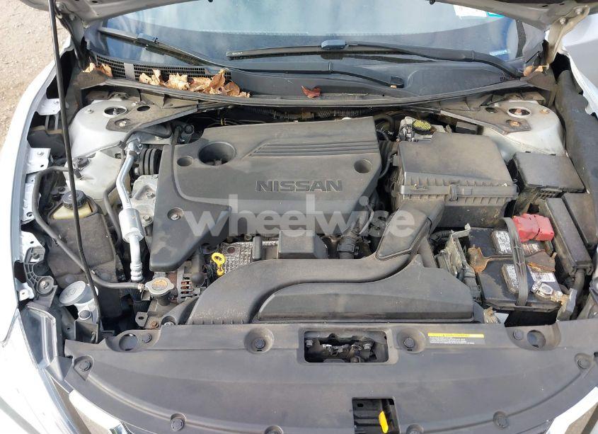 Photo 10 of 2018 Nissan Altima 2.5 S (VIN 1N4AL3AP7JC472730)