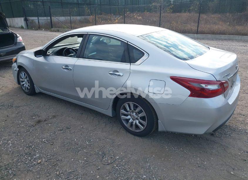 Photo 3 of 2018 Nissan Altima 2.5 S (VIN 1N4AL3AP7JC472730)