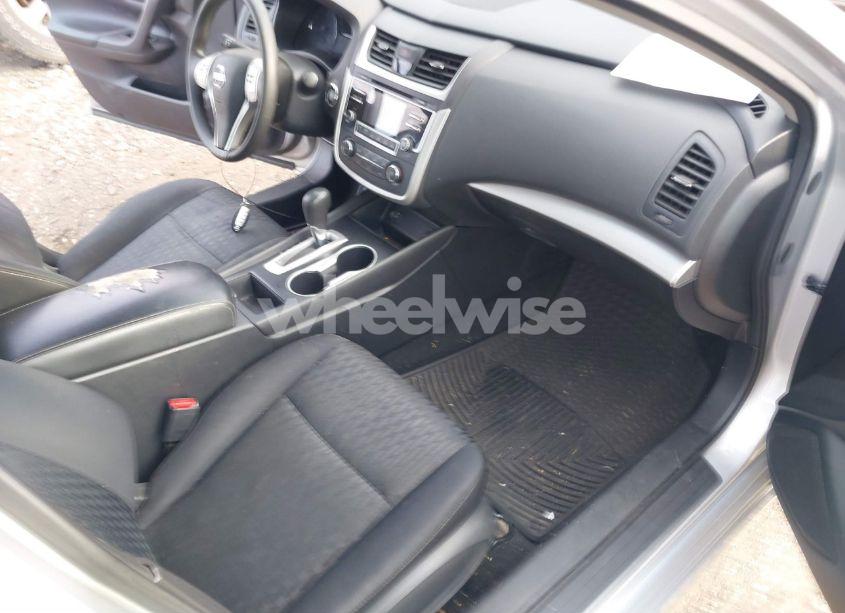 Photo 5 of 2018 Nissan Altima 2.5 S (VIN 1N4AL3AP7JC472730)