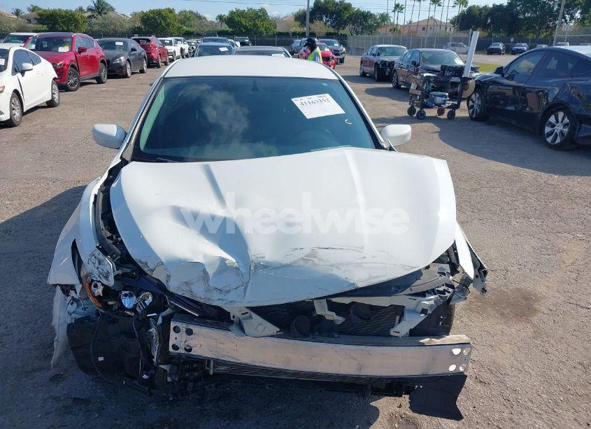 Photo 6 of 2018 Nissan Altima 2.5 S (VIN 1N4AL3AP7JC477605)