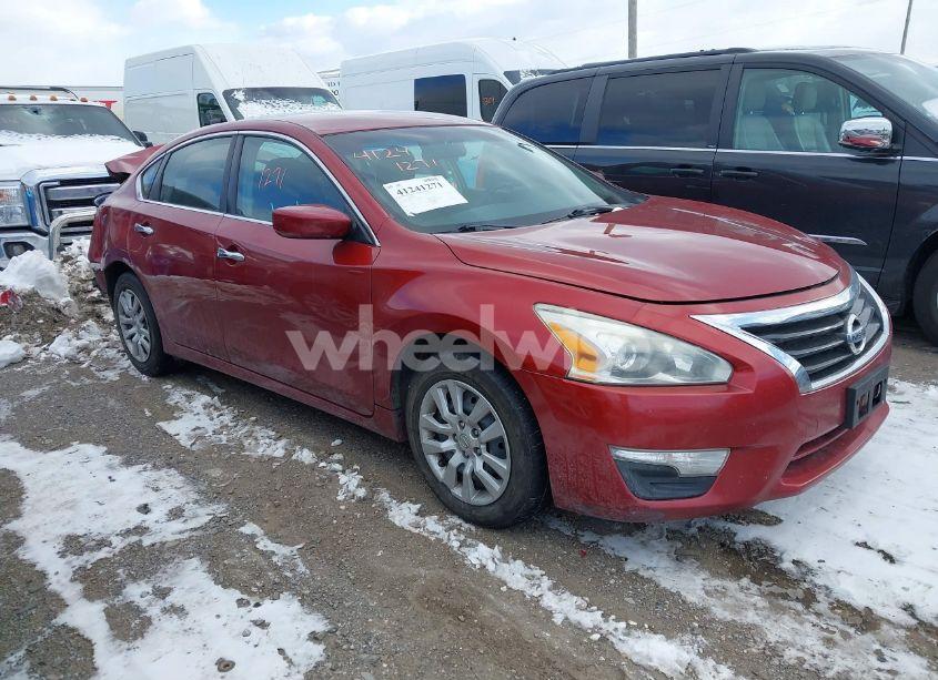 2013 Nissan Altima 2.5 S (VIN 1N4AL3AP8DC105775) main photo