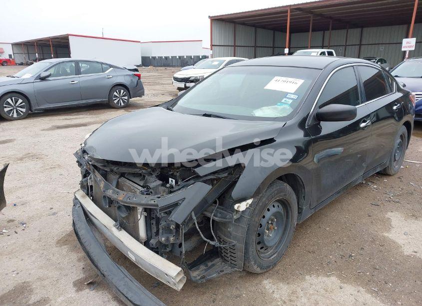 Photo 2 of 2013 Nissan Altima 2.5 S (VIN 1N4AL3AP8DC114170)