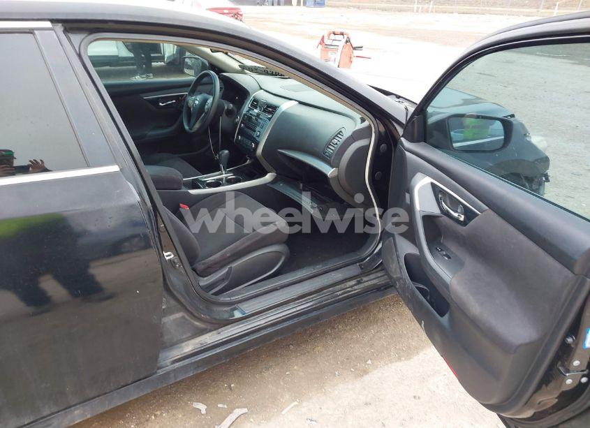 Photo 5 of 2013 Nissan Altima 2.5 S (VIN 1N4AL3AP8DC114170)