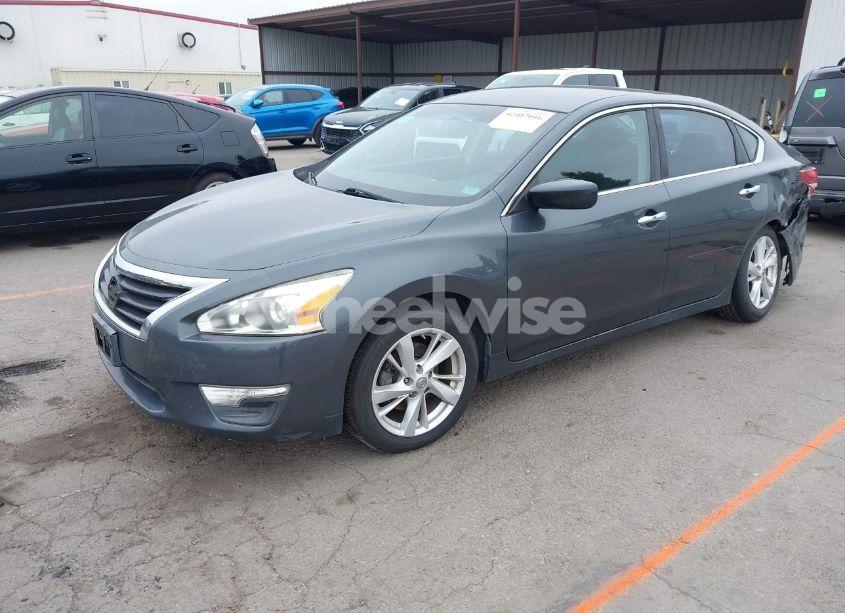 Photo 2 of 2013 Nissan Altima 2.5 SV (VIN 1N4AL3AP8DC115738)