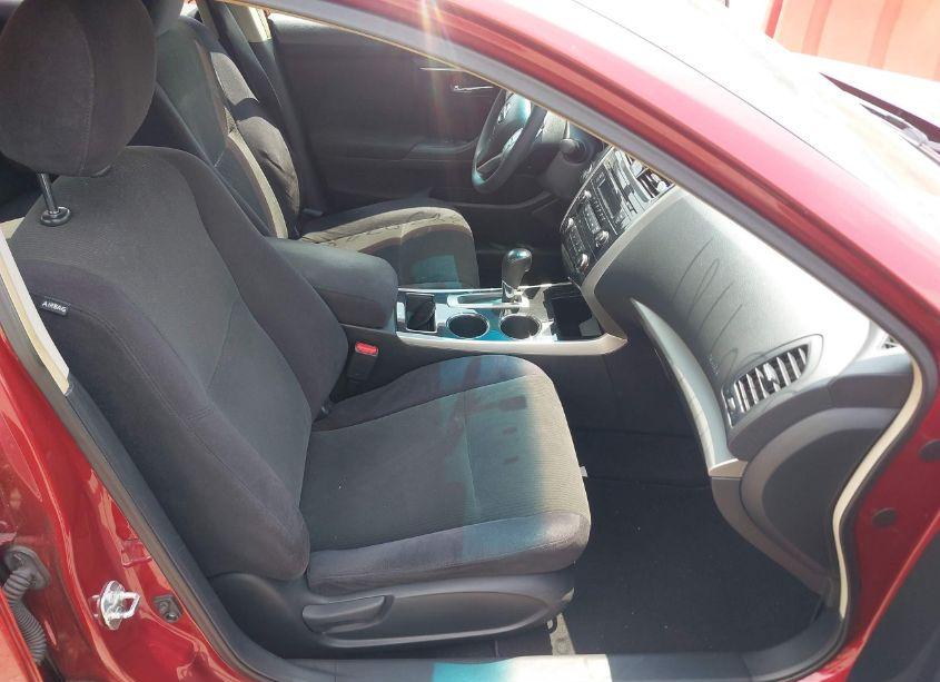 Photo 5 of 2013 Nissan Altima 2.5 S (VIN 1N4AL3AP8DC155740)