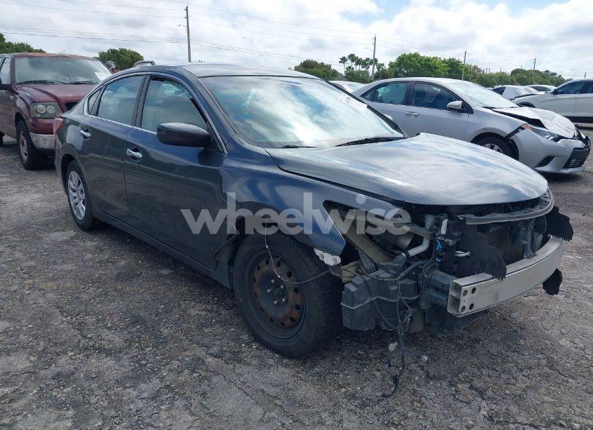 2013 Nissan Altima 2.5 S (VIN 1N4AL3AP8DC189886) main photo