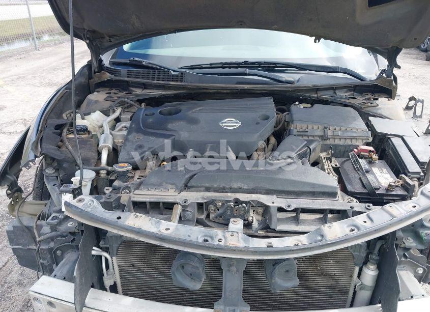 Photo 10 of 2013 Nissan Altima 2.5 S (VIN 1N4AL3AP8DC189886)