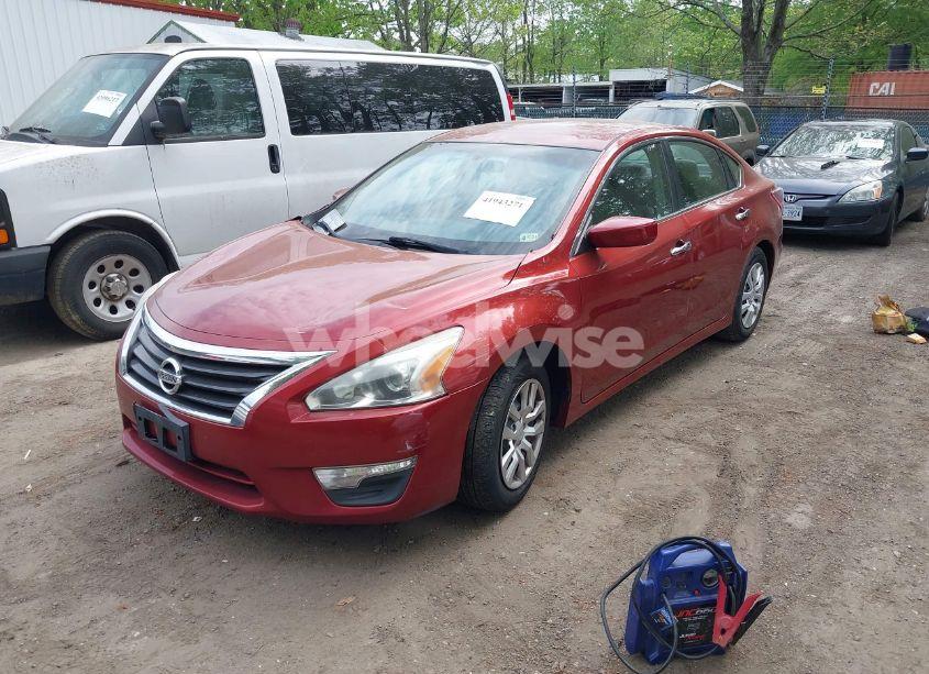 Photo 2 of 2013 Nissan Altima 2.5 S (VIN 1N4AL3AP8DC197230)