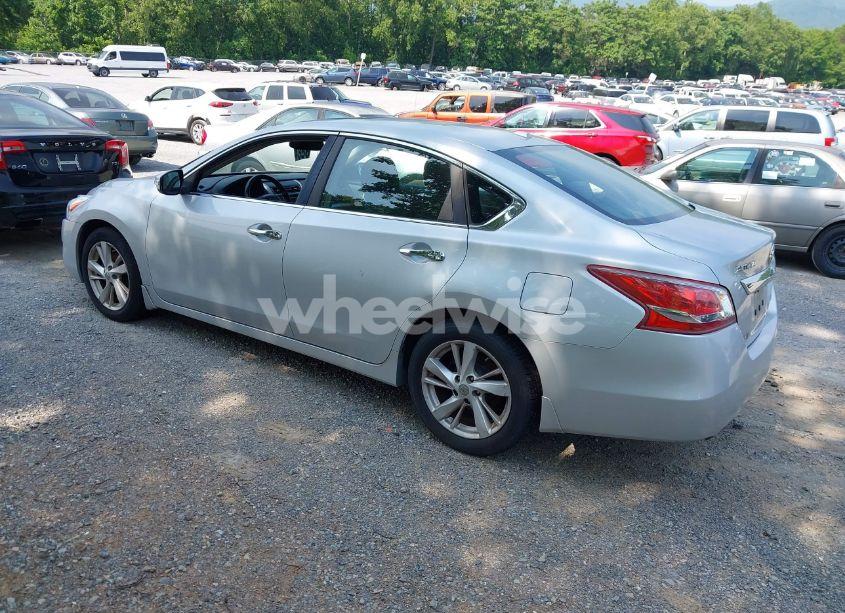 Photo 3 of 2013 Nissan Altima 2.5 SV (VIN 1N4AL3AP8DC231957)
