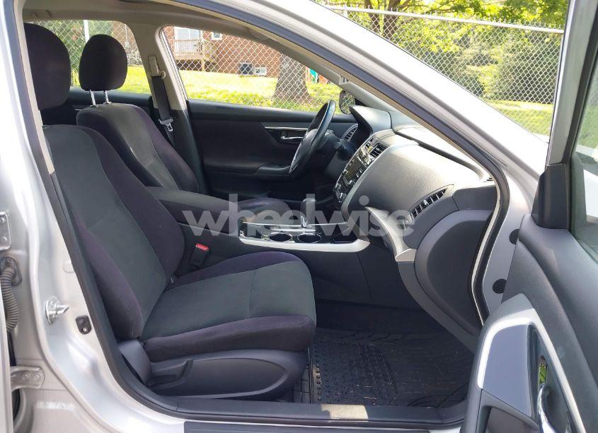 Photo 5 of 2013 Nissan Altima 2.5 SV (VIN 1N4AL3AP8DC231957)