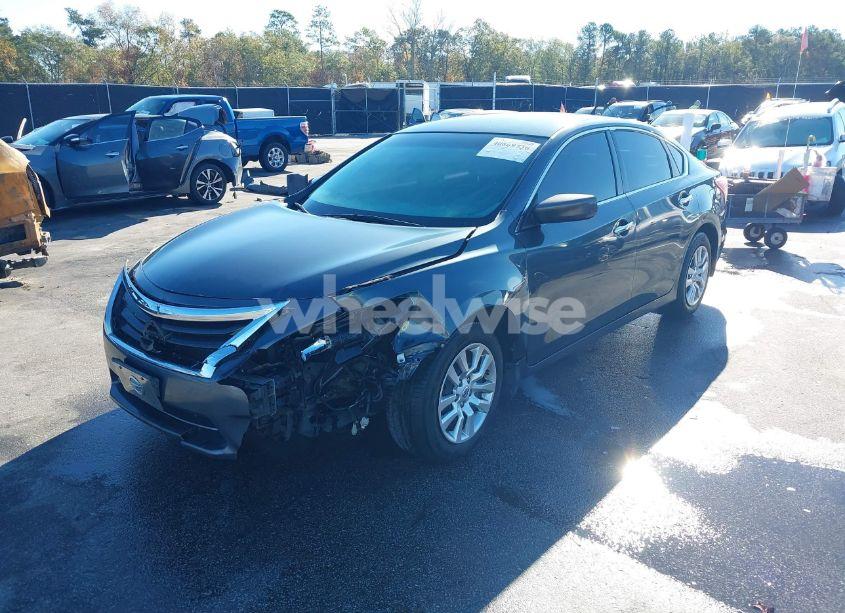 Photo 2 of 2013 Nissan Altima 2.5 S (VIN 1N4AL3AP8DC250945)