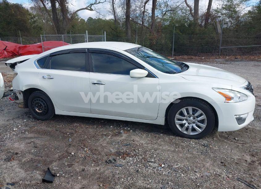 Photo 14 of 2013 Nissan Altima 2.5 S (VIN 1N4AL3AP8DC260889)
