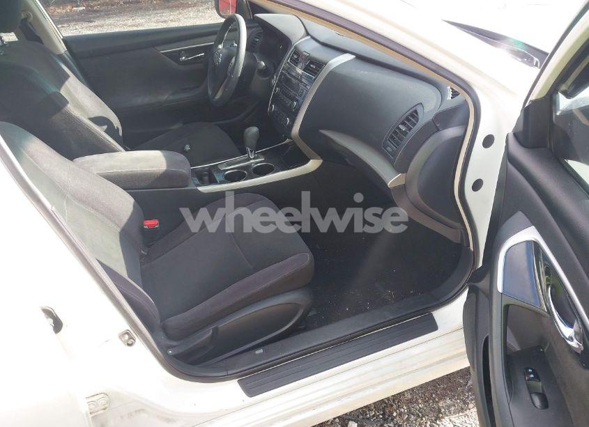 Photo 5 of 2013 Nissan Altima 2.5 S (VIN 1N4AL3AP8DC260889)