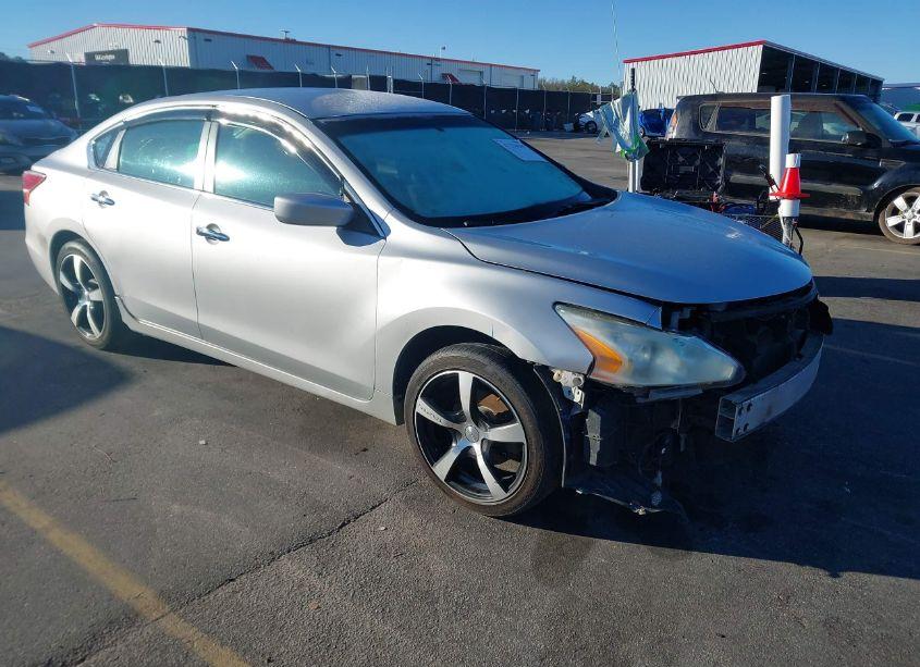2013 Nissan Altima 2.5 S (VIN 1N4AL3AP8DC283900) main photo
