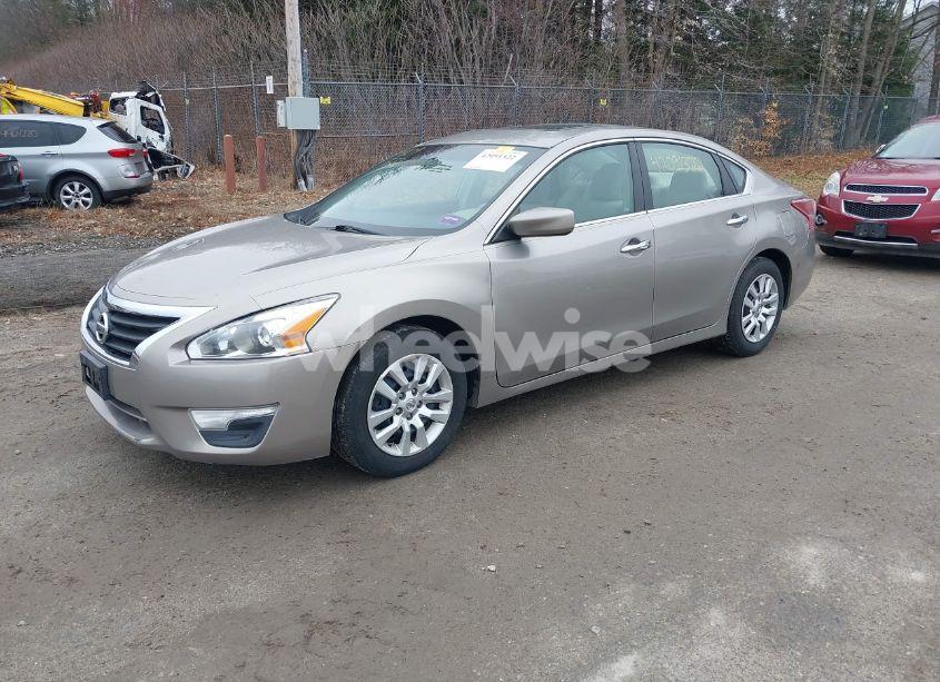 Photo 2 of 2013 Nissan Altima 2.5 S (VIN 1N4AL3AP8DC295819)