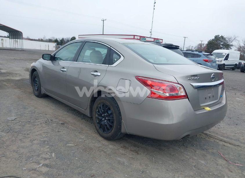 Photo 3 of 2013 Nissan Altima 2.5 S (VIN 1N4AL3AP8DC904858)