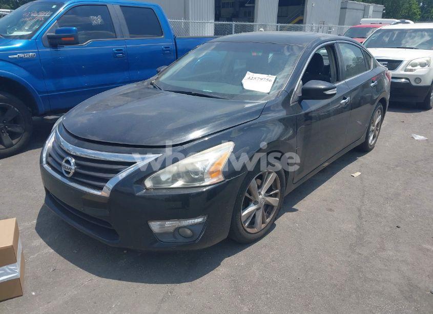 Photo 2 of 2013 Nissan Altima 2.5 SV (VIN 1N4AL3AP8DC907470)